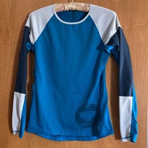 Roxy Womens Rash Guard - Size Medium - Long Sleeve